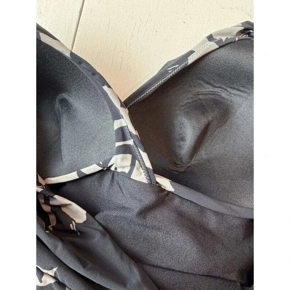 Lands End Black Gray Floral Print Swimsuit Tankini Top Slendersuit Size 18